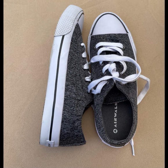 Airwalk Mens Size 8.5 Canvas Skateboard Shoes Gray - Picture 10 of 12